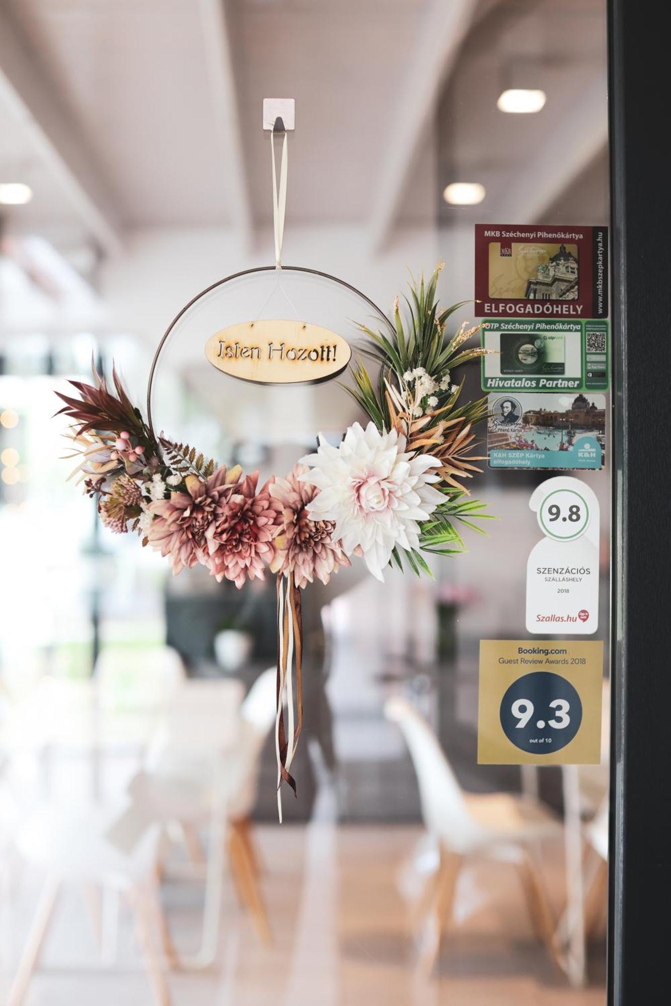 Mohacsi Wellness Vendeghaz Es Lovasklub酒店 外观 照片